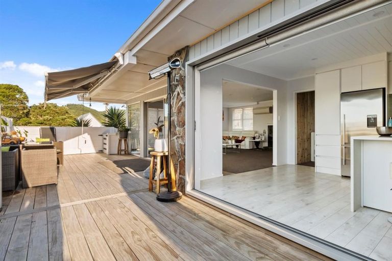 Photo of property in 3 Turei Road, Kawakawa Bay, Papakura, 2585