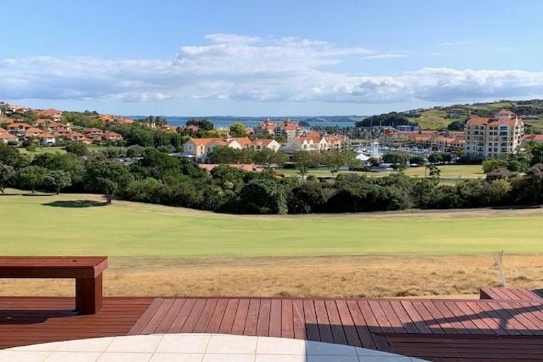 Photo of property in 272 Alec Craig Way, Gulf Harbour, Whangaparaoa, 0930