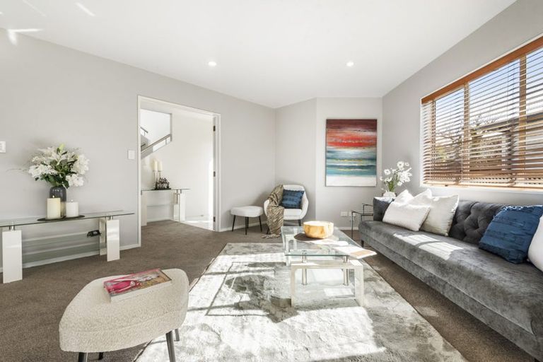 Photo of property in 1/137 Nile Road, Milford, Auckland, 0620