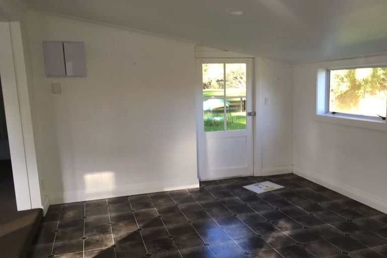 Photo of property in 87 Trigg Road, Kumeu, 0891