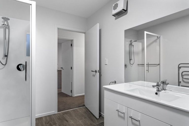 Photo of property in 16b Ottawa Road, Wainoni, Christchurch, 8061