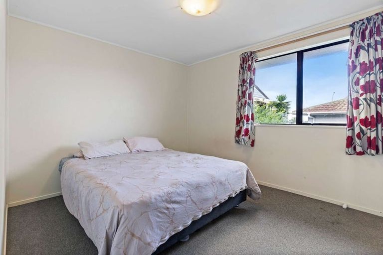 Photo of property in 2/158 Finlayson Avenue, Clendon Park, Auckland, 2103