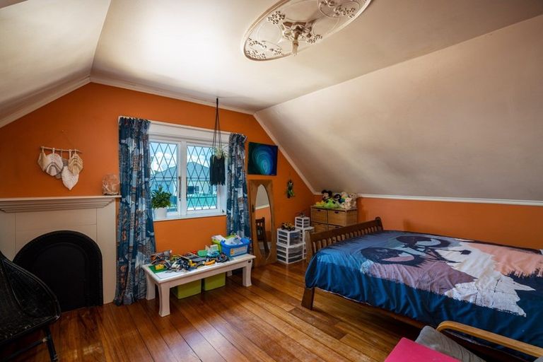 Photo of property in 162 Saint Aubyn Street, New Plymouth, 4310