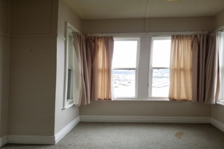 Photo of property in 11 Vogel Street, Mount Victoria, Wellington, 6011