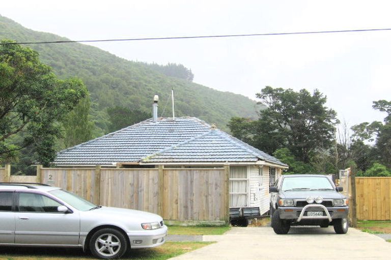 Photo of property in 2 Black Beech Street, Birchville, Upper Hutt, 5018