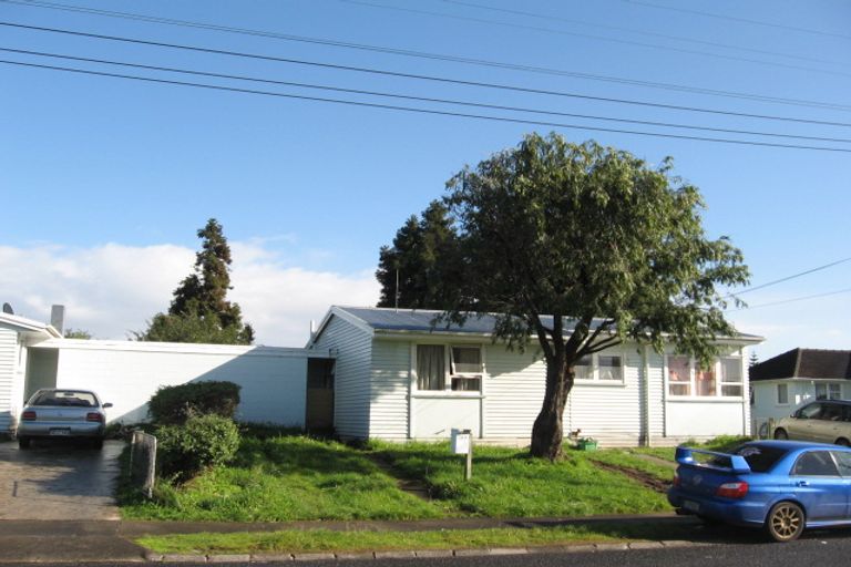 Photo of property in 2 Tyrone Street, Otara, Auckland, 2023