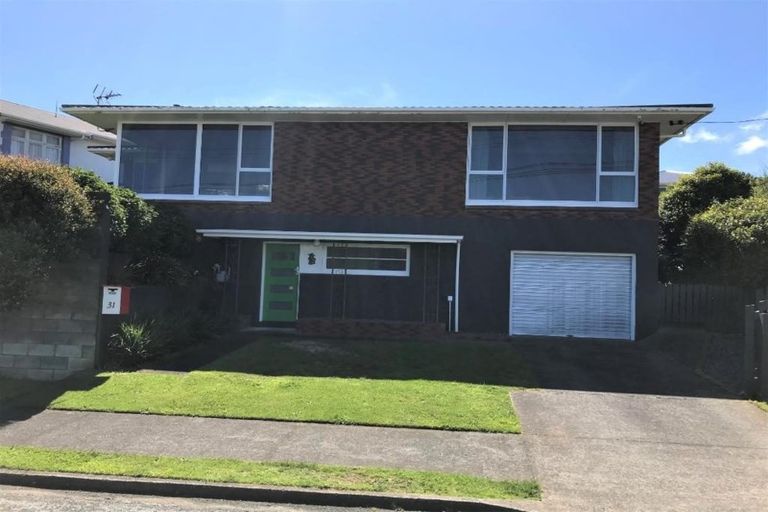 Photo of property in 31 Bayly Road, Moturoa, New Plymouth, 4310