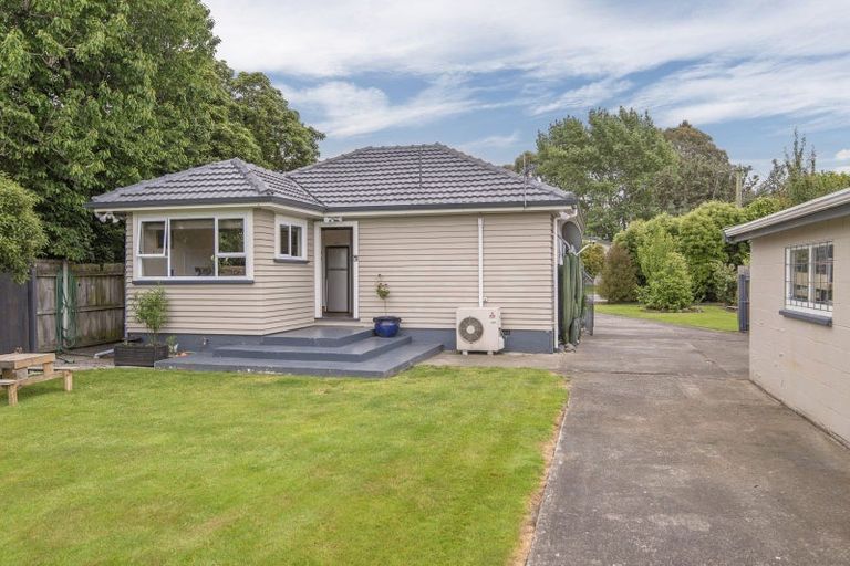 Photo of property in 126 Gilberthorpes Road, Hei Hei, Christchurch, 8042