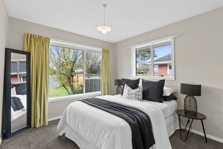 Photo of property in 25 Greenhurst Street, Sockburn, Christchurch, 8042