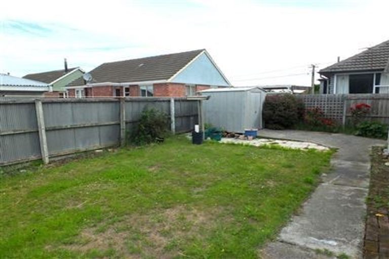 Photo of property in 2/332 Hills Road, Mairehau, Christchurch, 8013