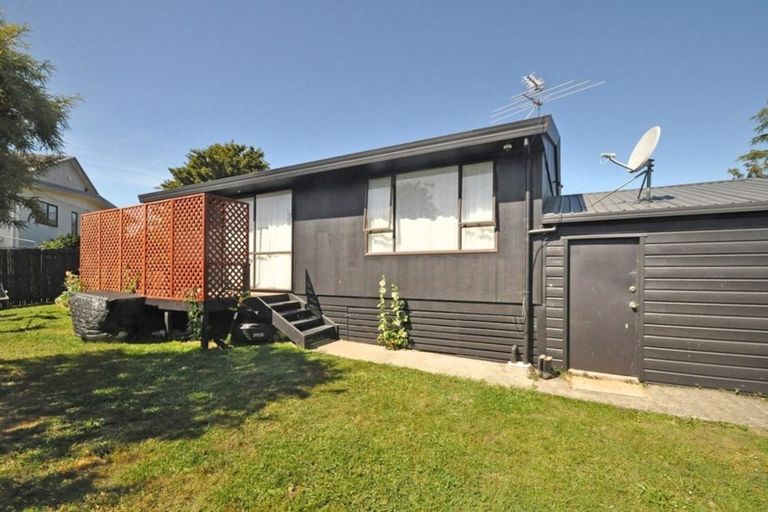 Photo of property in 1/79 Everglade Drive, Goodwood Heights, Auckland, 2105