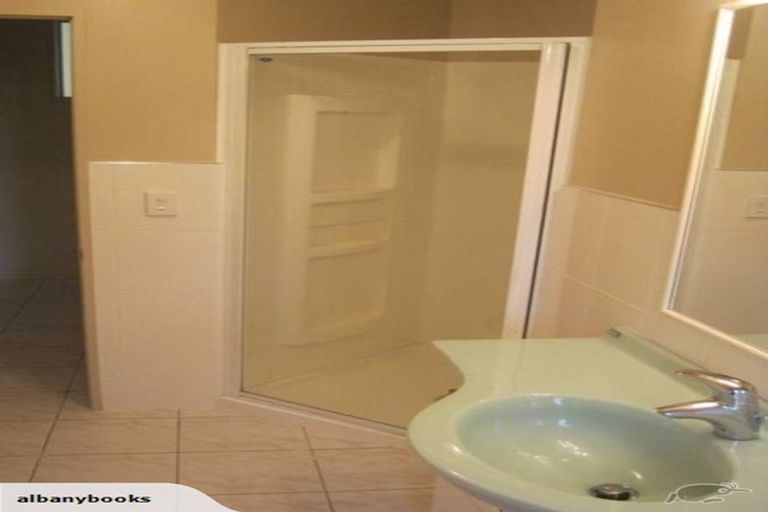 Photo of property in 30 St Clair Place, Browns Bay, Auckland, 0630