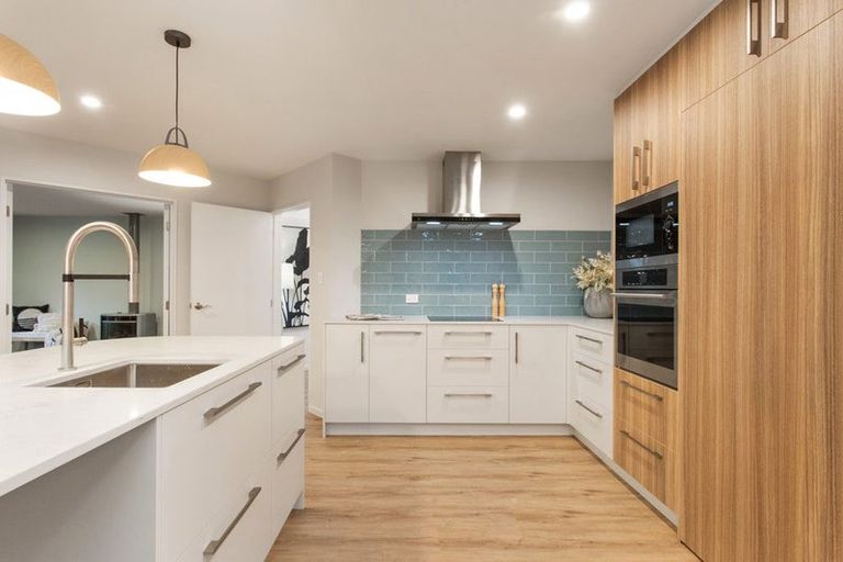 Photo of property in 16 Brookford Place, Westmorland, Christchurch, 8025