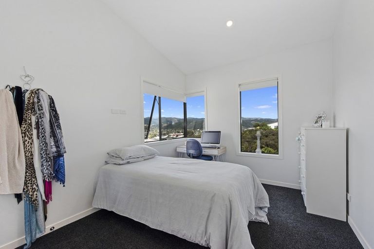 Photo of property in 19 Cosgrove Rise, Riverstone Terraces, Upper Hutt, 5018