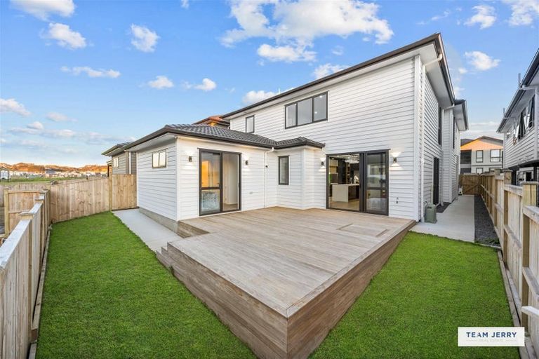 Photo of property in 233 Murphys Road, Flat Bush, Auckland, 2019