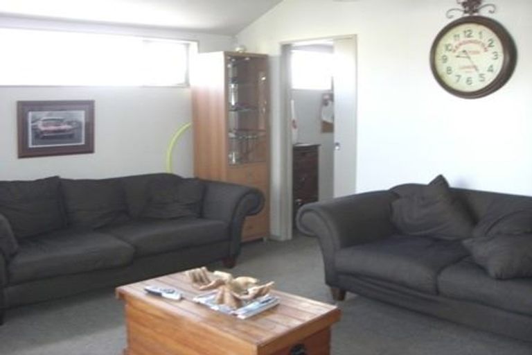 Photo of property in 16 Sherborne Street, St Albans, Christchurch, 8014