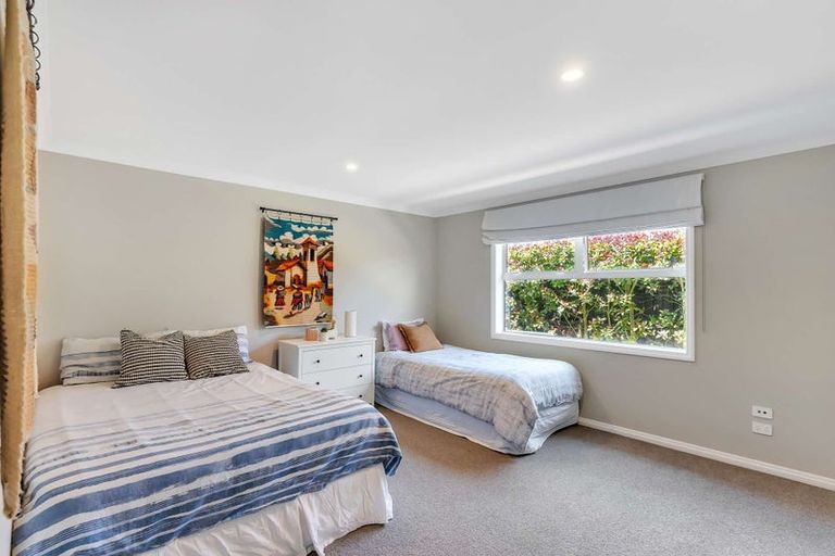 Photo of property in 17 Ballinger Place, Kaiapoi, 7630