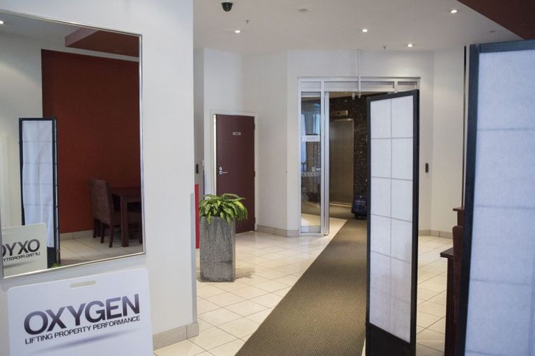 Photo of property in Terrace Heights Apartments, 12c/163 The Terrace, Wellington Central, Wellington, 6011