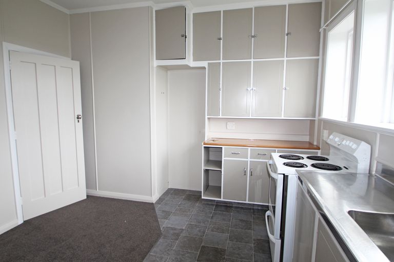 Photo of property in 1 Farnham Street, Oamaru North, Oamaru, 9400