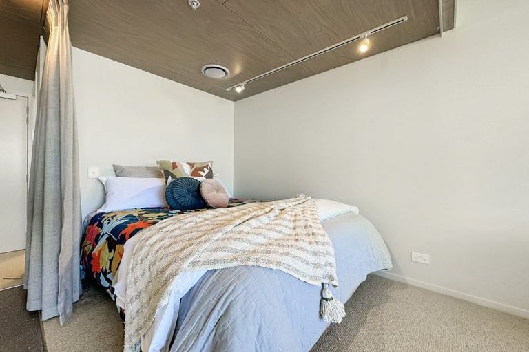 Photo of property in Vela Apartments, 302/2 Campbell Terrace, Petone, Lower Hutt, 5012