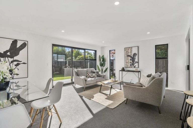 Photo of property in 26a Middlepark Road, Sockburn, Christchurch, 8042