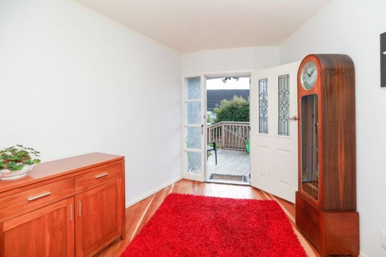 Photo of property in 23 English Street, St Andrews, Hamilton, 3200