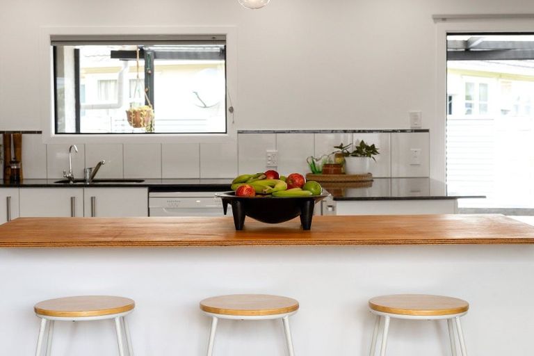 Photo of property in 27 Churchill Avenue, Maeroa, Hamilton, 3200