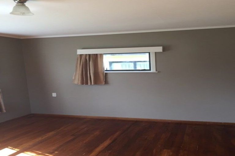 Photo of property in 42 Tawa Crescent, Manurewa, Auckland, 2102