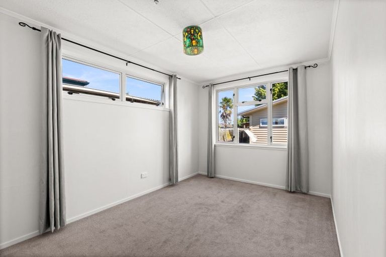 Photo of property in 803 Puriri Street, Raureka, Hastings, 4120