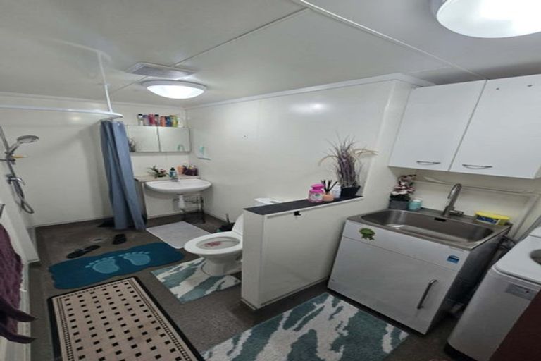 Photo of property in 95 Farmer Crescent, Taita, Lower Hutt, 5011