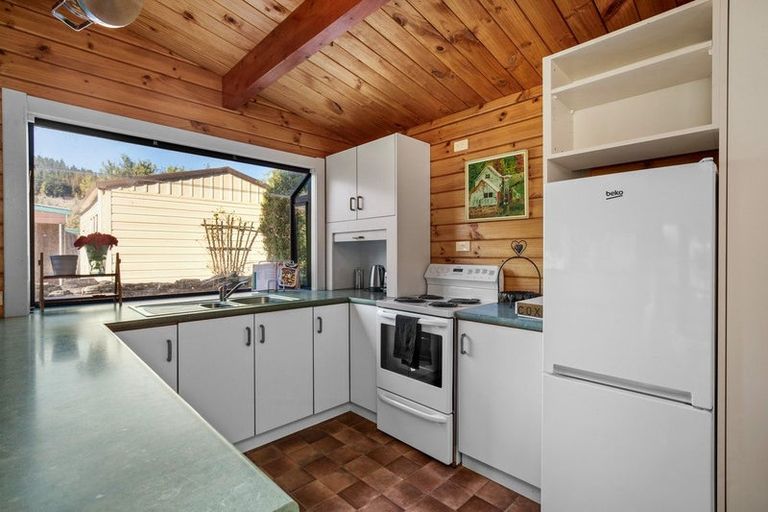 Photo of property in 72 Sunderland Street, Clyde, 9330