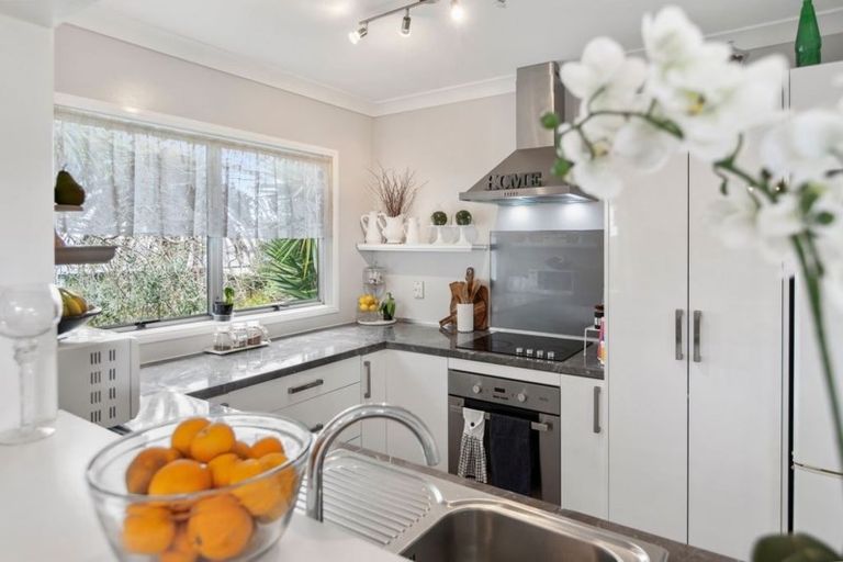 Photo of property in 2/195 Metcalfe Road, Ranui, Auckland, 0612