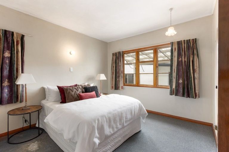 Photo of property in 84 Latham Street, Marewa, Napier, 4110