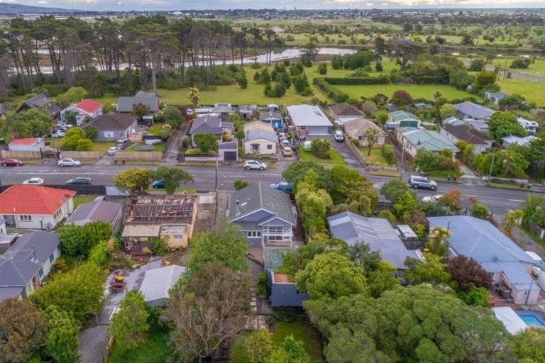 Photo of property in 141 Union Street, New Brighton, Christchurch, 8061