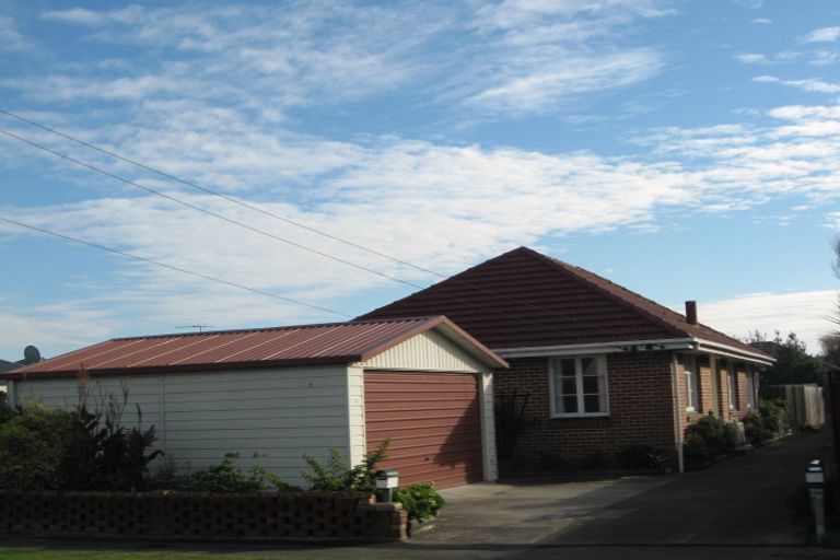 Photo of property in 86 Bridge Street, New Brighton, Christchurch, 8061