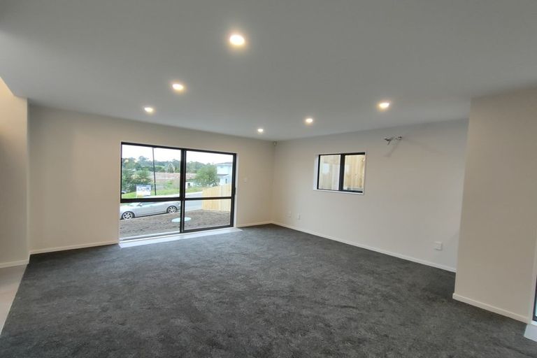 Photo of property in 31 Korihi Drive, Swanson, Auckland, 0614