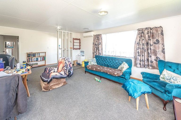 Photo of property in 93a Matai Street, Castlecliff, Whanganui, 4501