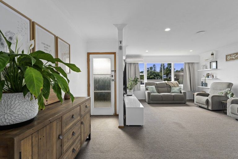 Photo of property in 302 Otumoetai Road, Otumoetai, Tauranga, 3110