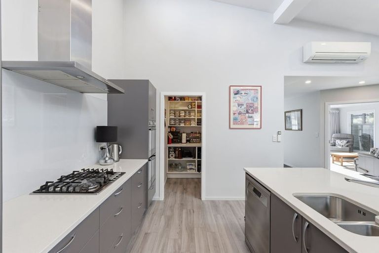 Photo of property in 5 Guardsman Place, Prebbleton, 7604