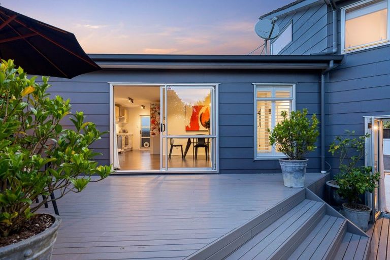 Photo of property in 65a Moa Road, Point Chevalier, Auckland, 1022