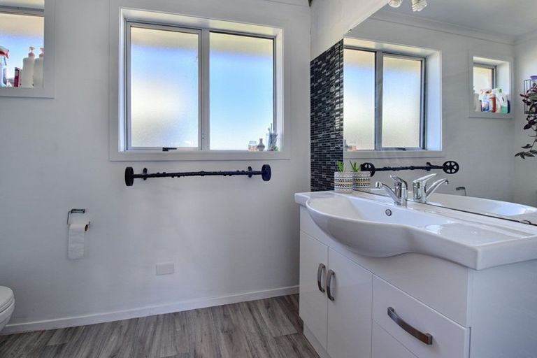 Photo of property in 85 Walker Crescent, East Gore, Gore, 9710