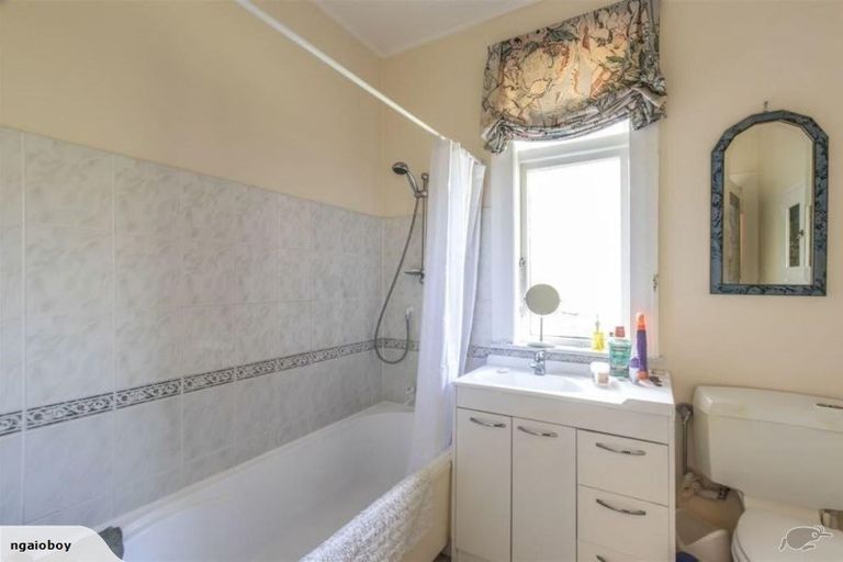 Photo of property in 31 Woodland Road, Johnsonville, Wellington, 6037