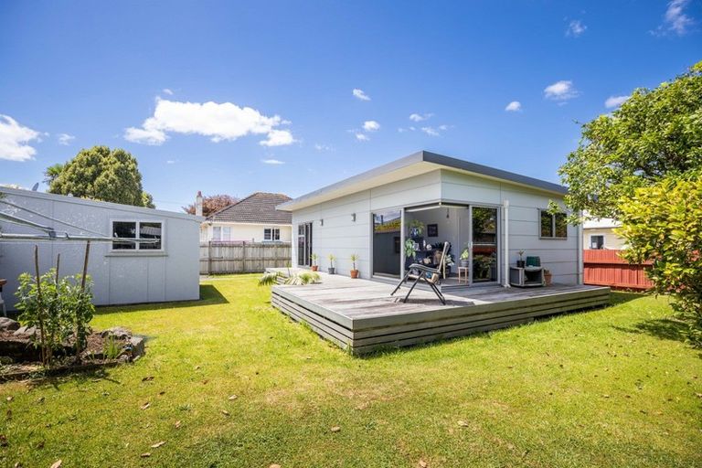 Photo of property in 30a Doone Street, Lynmouth, New Plymouth, 4310