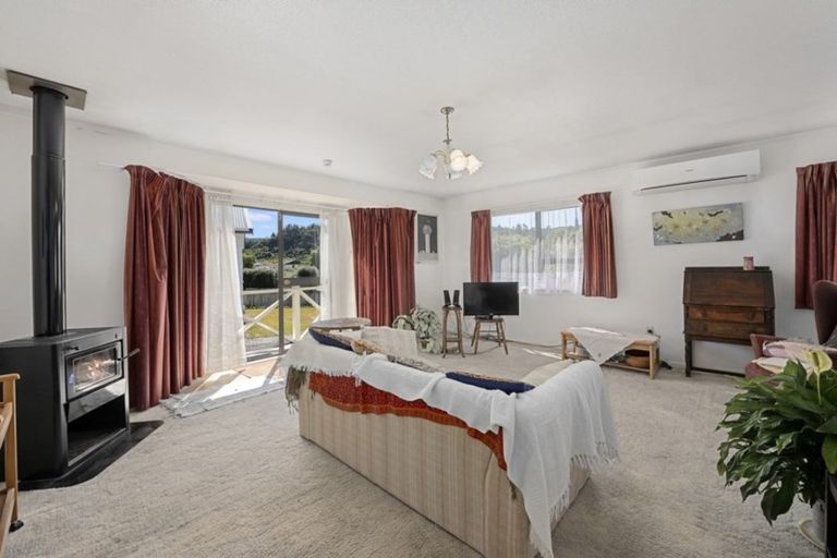 Photo of property in 20 Topaz Street, Birchville, Upper Hutt, 5018