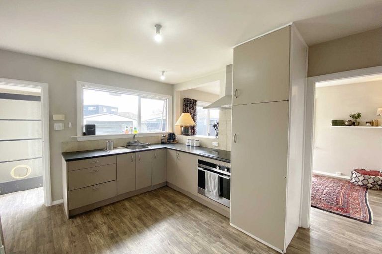 Photo of property in 121 Pages Road, Wainoni, Christchurch, 8061