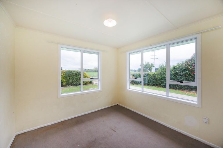 Photo of property in 39 Hewitts Road, Linton, Palmerston North, 4472