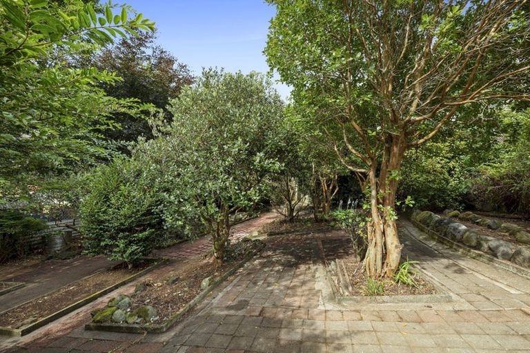 Photo of property in 175 Govett Avenue, Frankleigh Park, New Plymouth, 4310