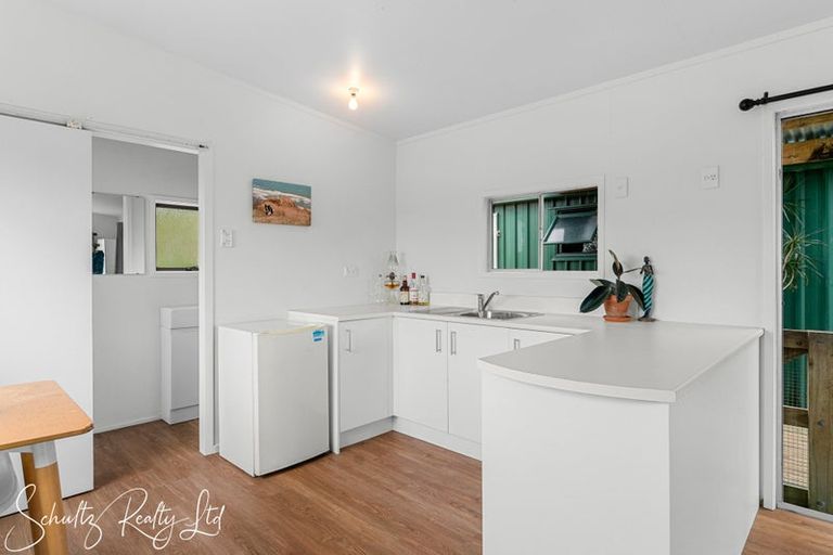 Photo of property in 736 Whakapirau Road, Whakapirau, Maungaturoto, 0583