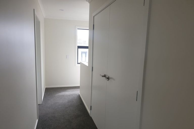 Photo of property in 27 Karearea Avenue, Kenepuru, Porirua, 5022