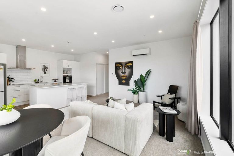 Photo of property in 301/2 Onepu Road, Kilbirnie, Wellington, 6022